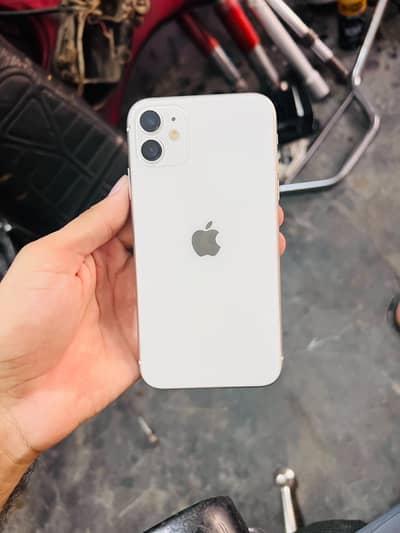 Apple iPhone 11