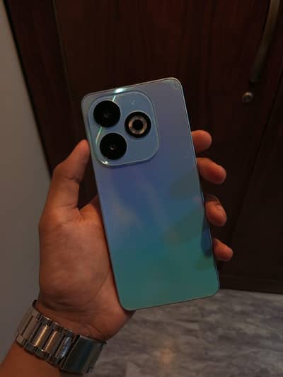 Infinix Smart 8 Pro
