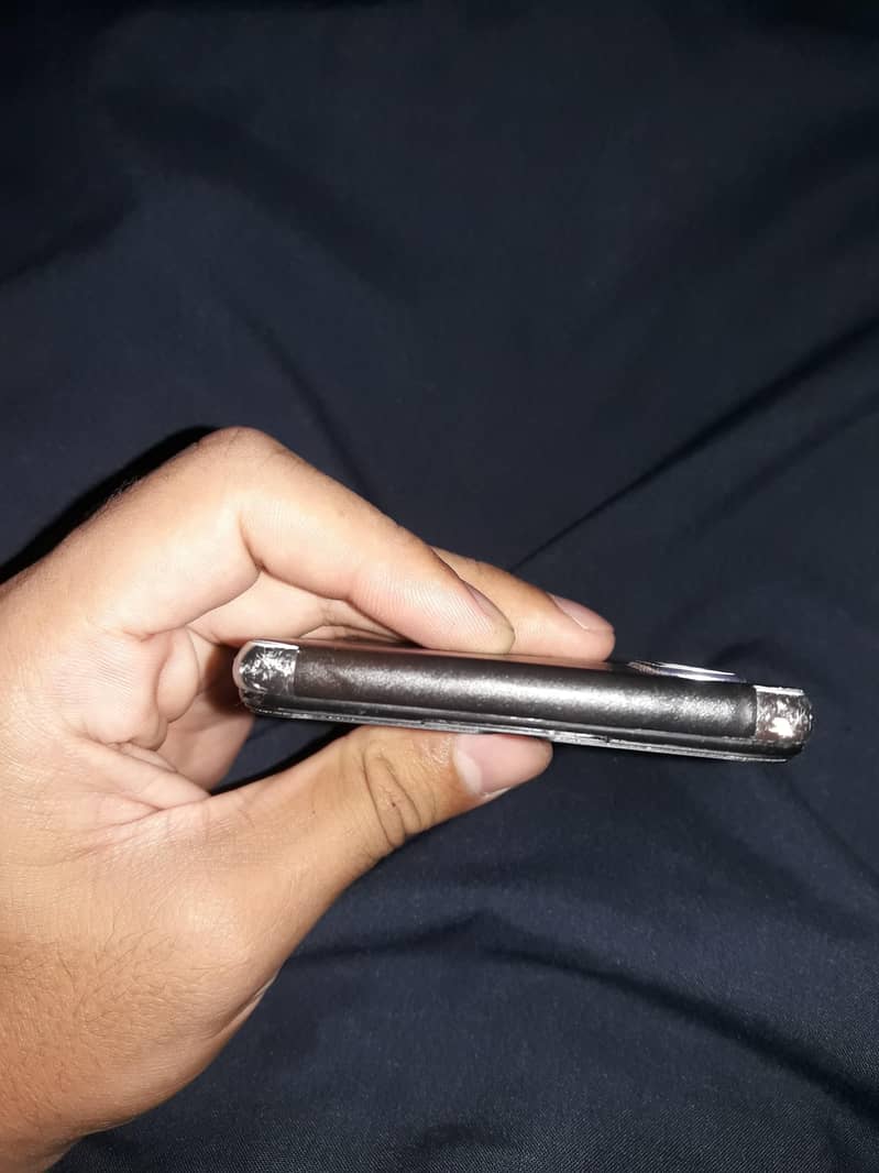 Vivo S1 4