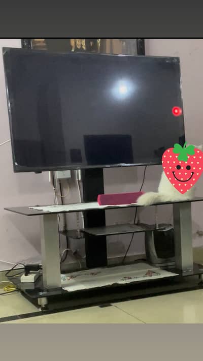 TV Table with broken glass