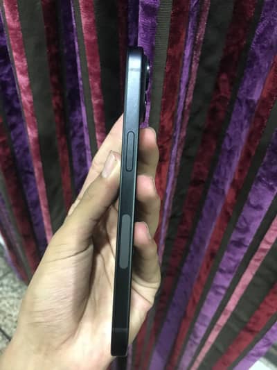 Apple iPhone 15