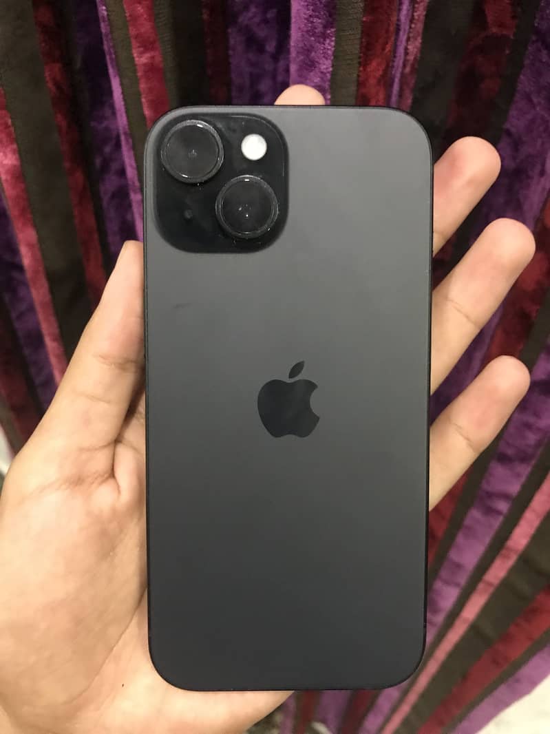 Apple iPhone 15 2