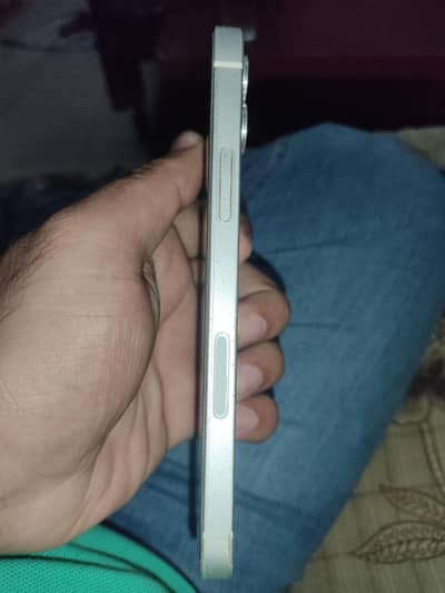 iPhone 12 64GB Non-PTA | White | 9/10 Condition | 74% Battery