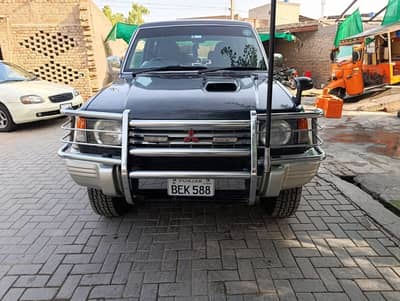 Mitsubishi Pajero 1995