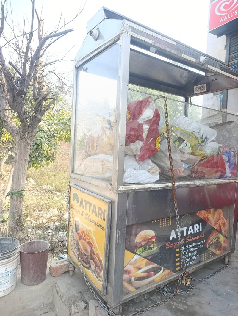 shawarma counter & breeding table 1