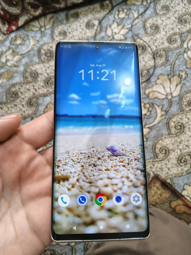 Sharp Aquos 6 5