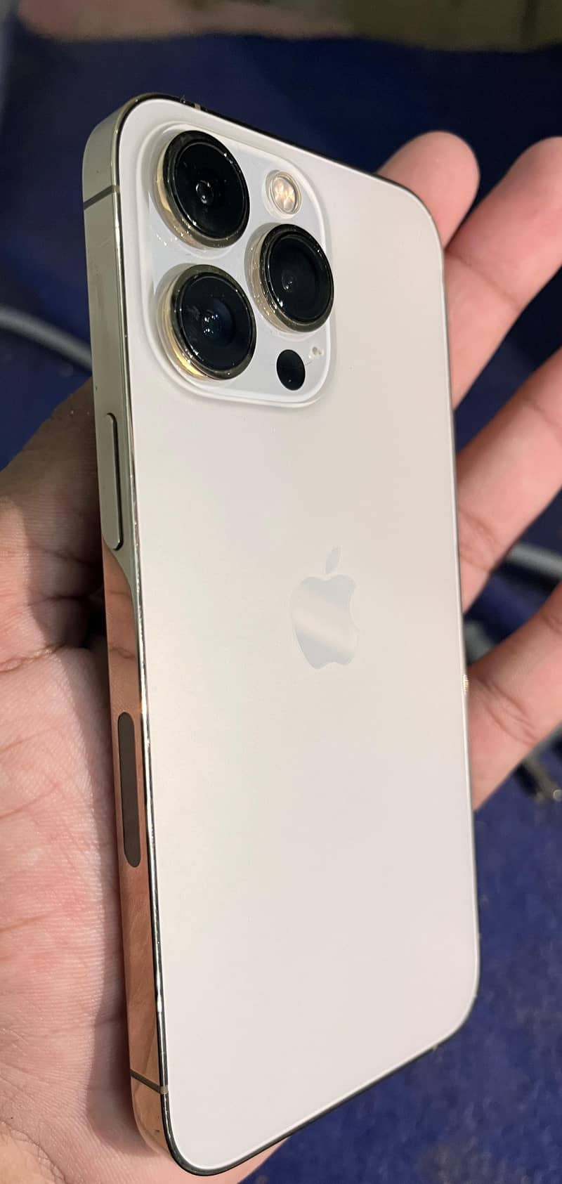 Apple iPhone 13 Pro Max 3