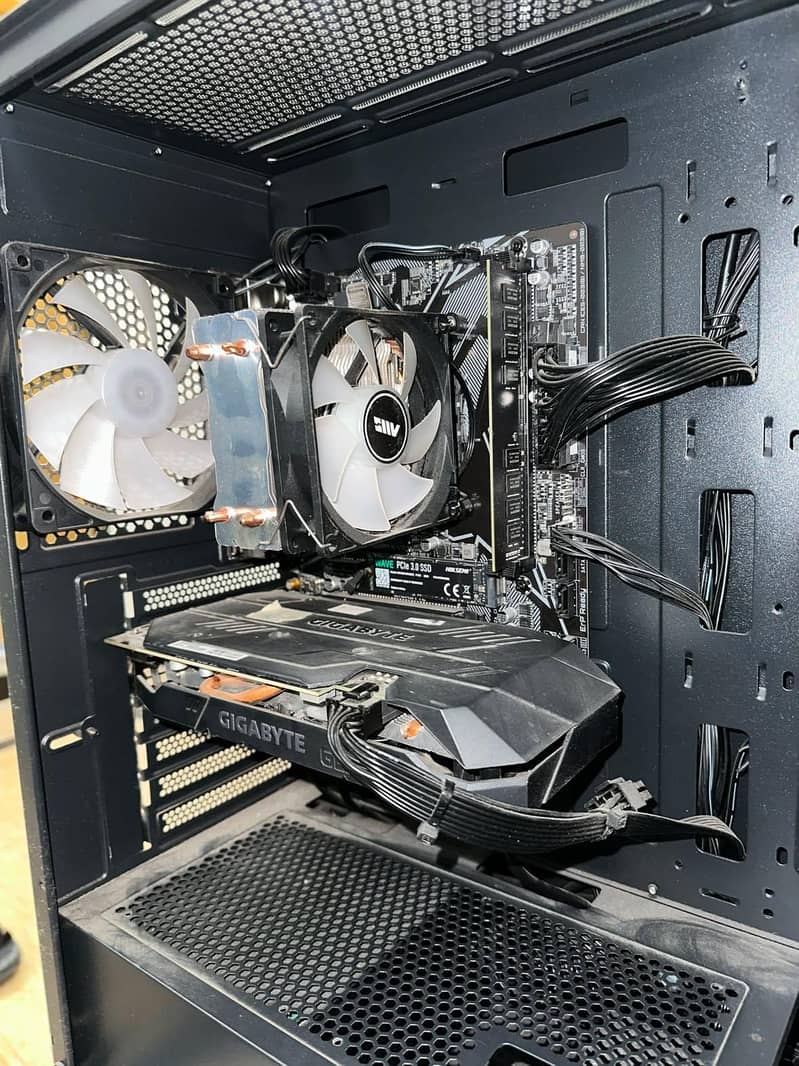 High-performance Gaming PC 2