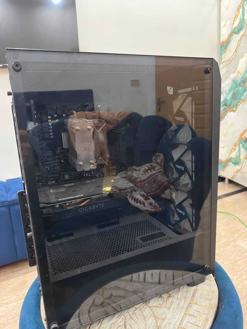High-performance Gaming PC 4