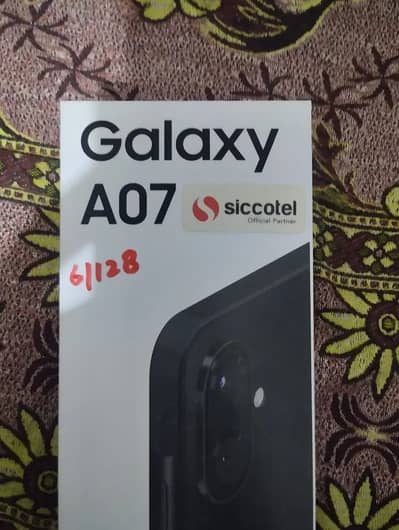 Samsung Mobile A07 5G 6gb ram 128 gb memory.