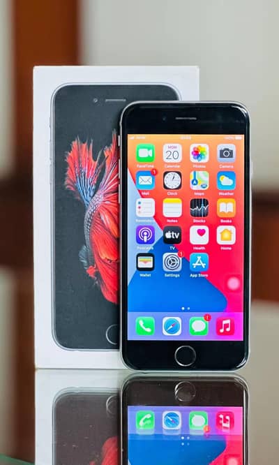 Apple iPhone 6S
