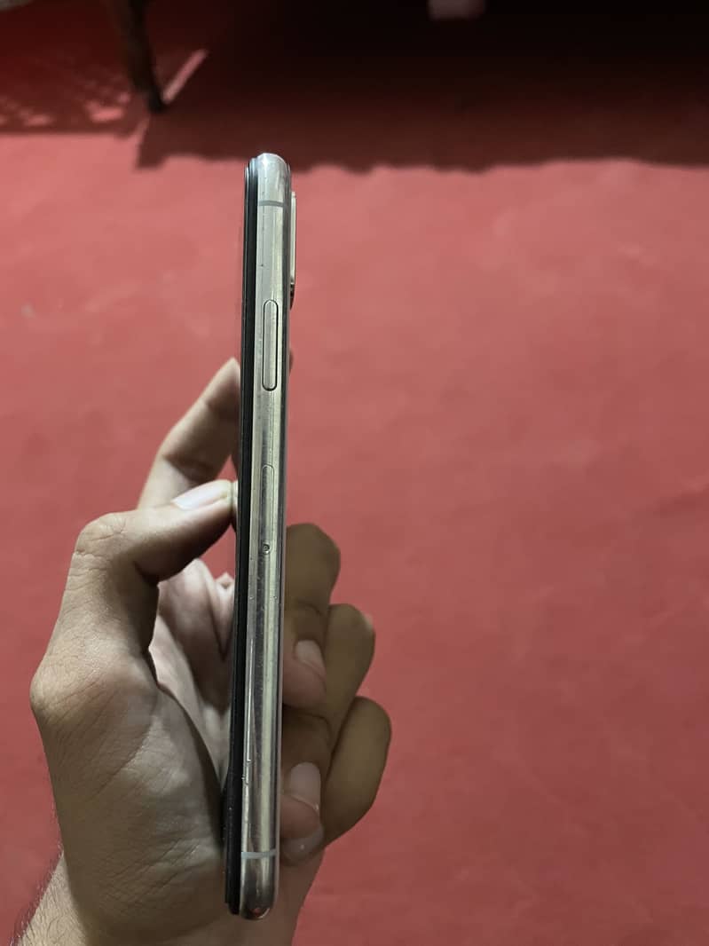 Apple iPhone X 1
