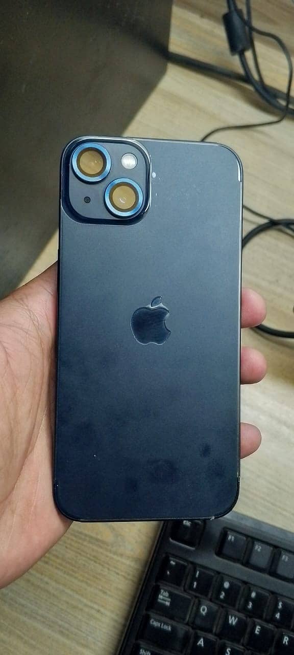 Apple iPhone 13 6