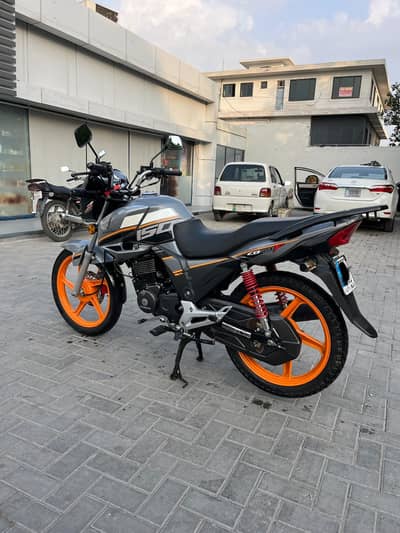 Cb150f special edition Islamabad number