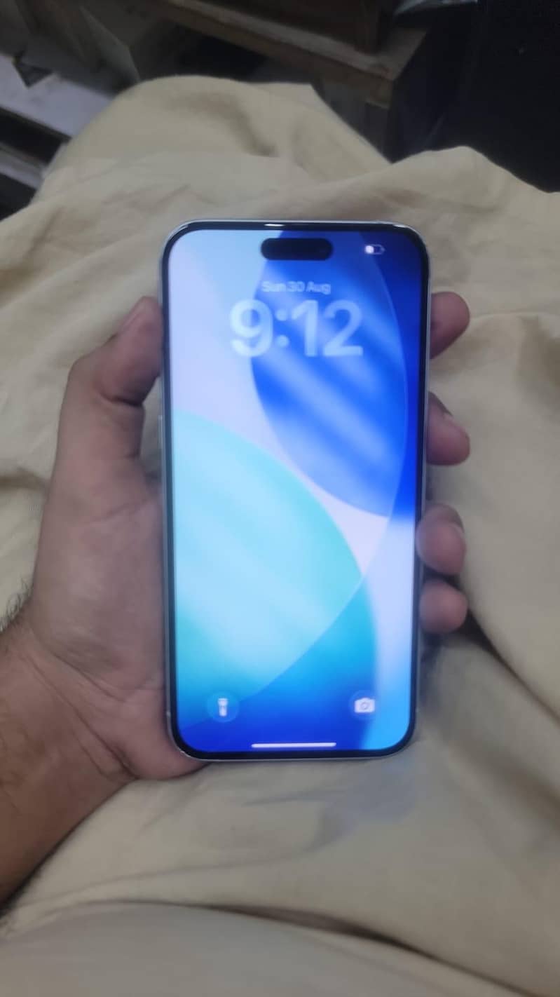Apple iPhone 15 plus 3