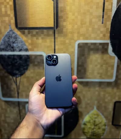 Apple iPhone 15