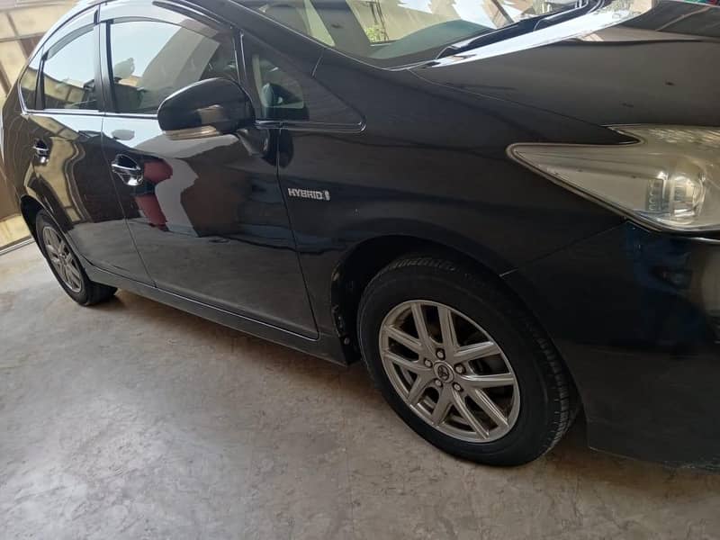 PRIUS 4