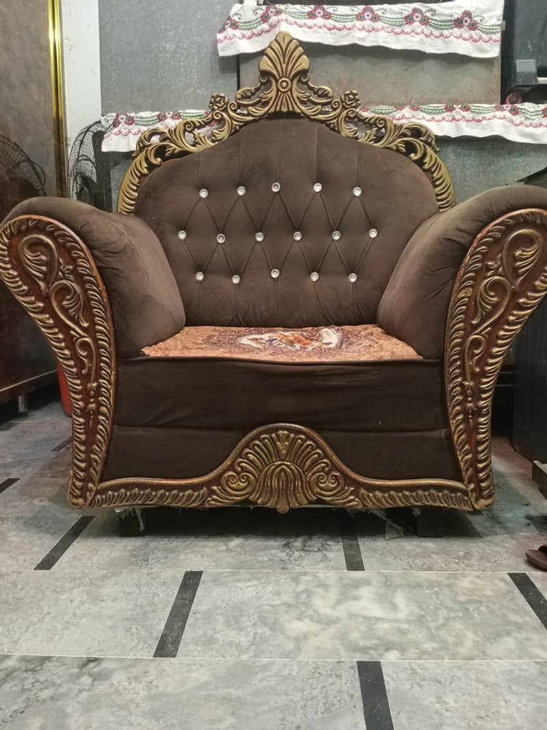 crown sofa 3 set 8