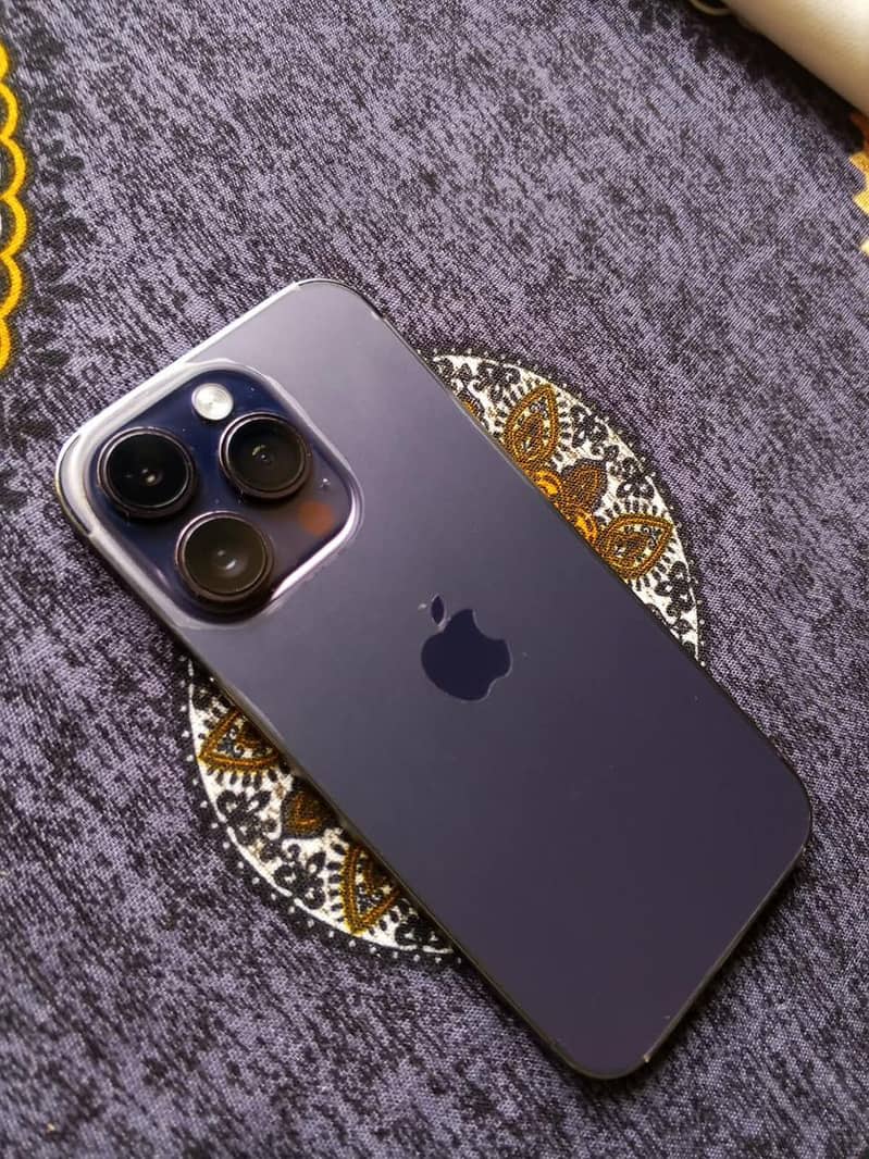 Apple iPhone 14 Pro 4