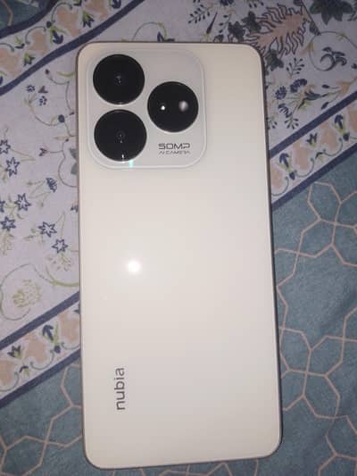 Zte nubia V60 Design