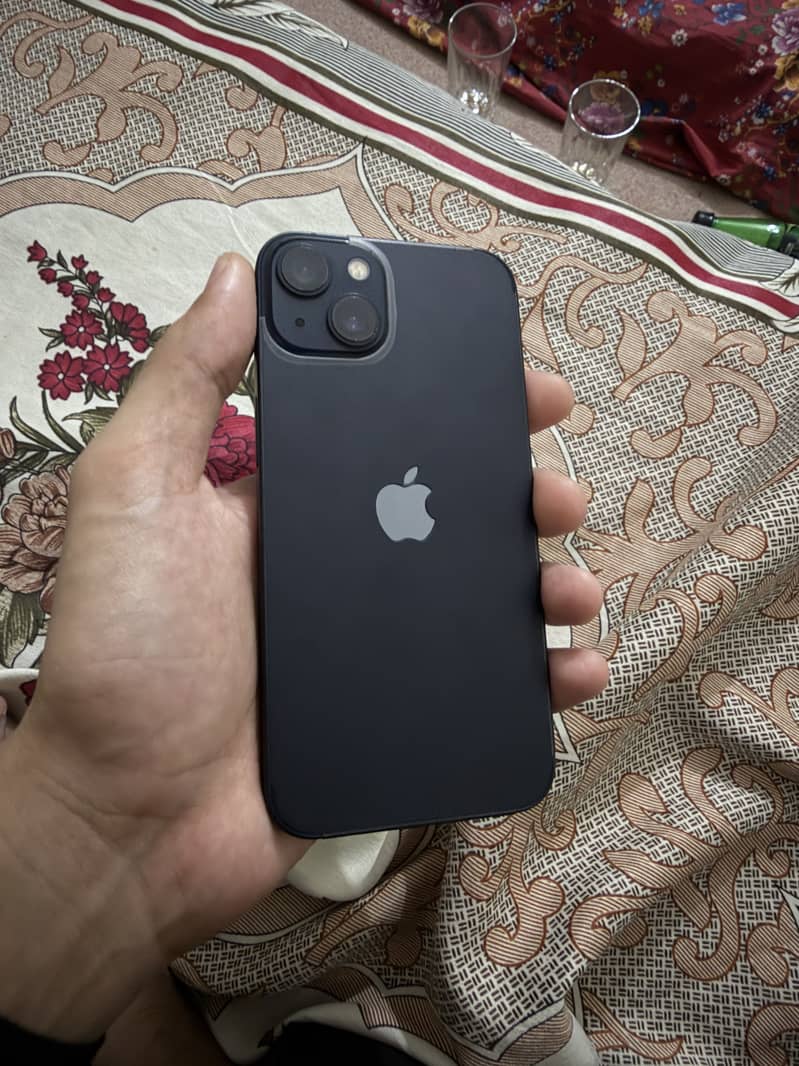 Apple iPhone 13 10