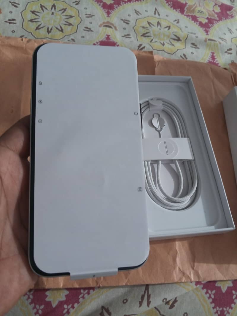 Apple iPhone 17 Pro Max 2