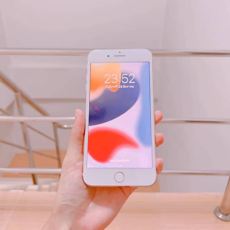 Apple iPhone 7 Plus 1