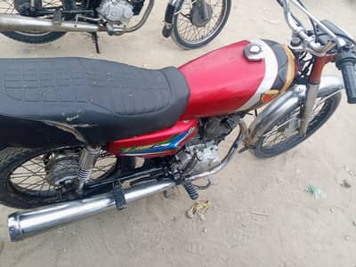 united 125 vip bike ha argent sell paiso ki need hai