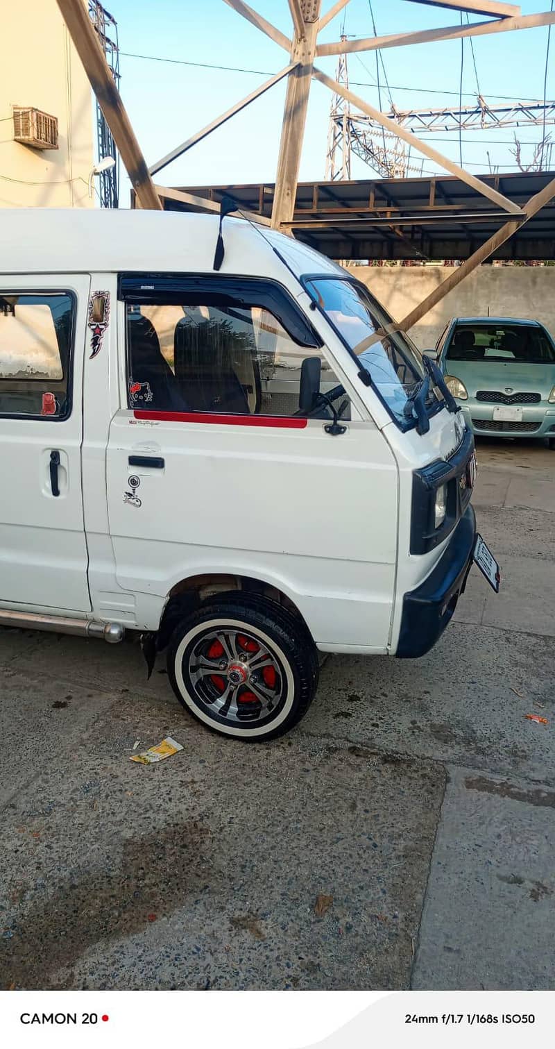 Suzuki Bolan 2012 14