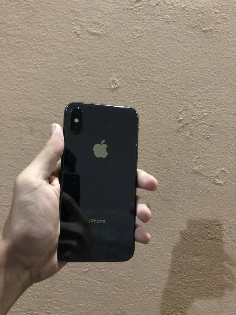 Apple iPhone X 3