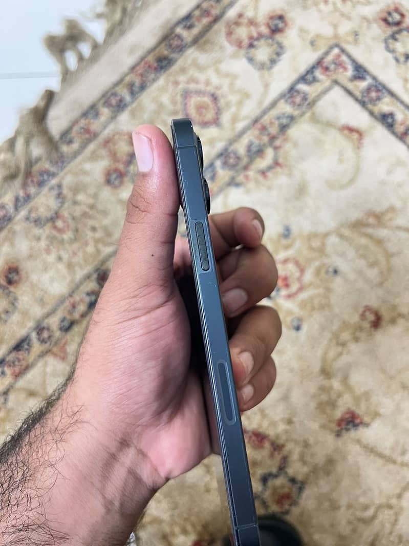 Apple iPhone 12 Pro Max 3