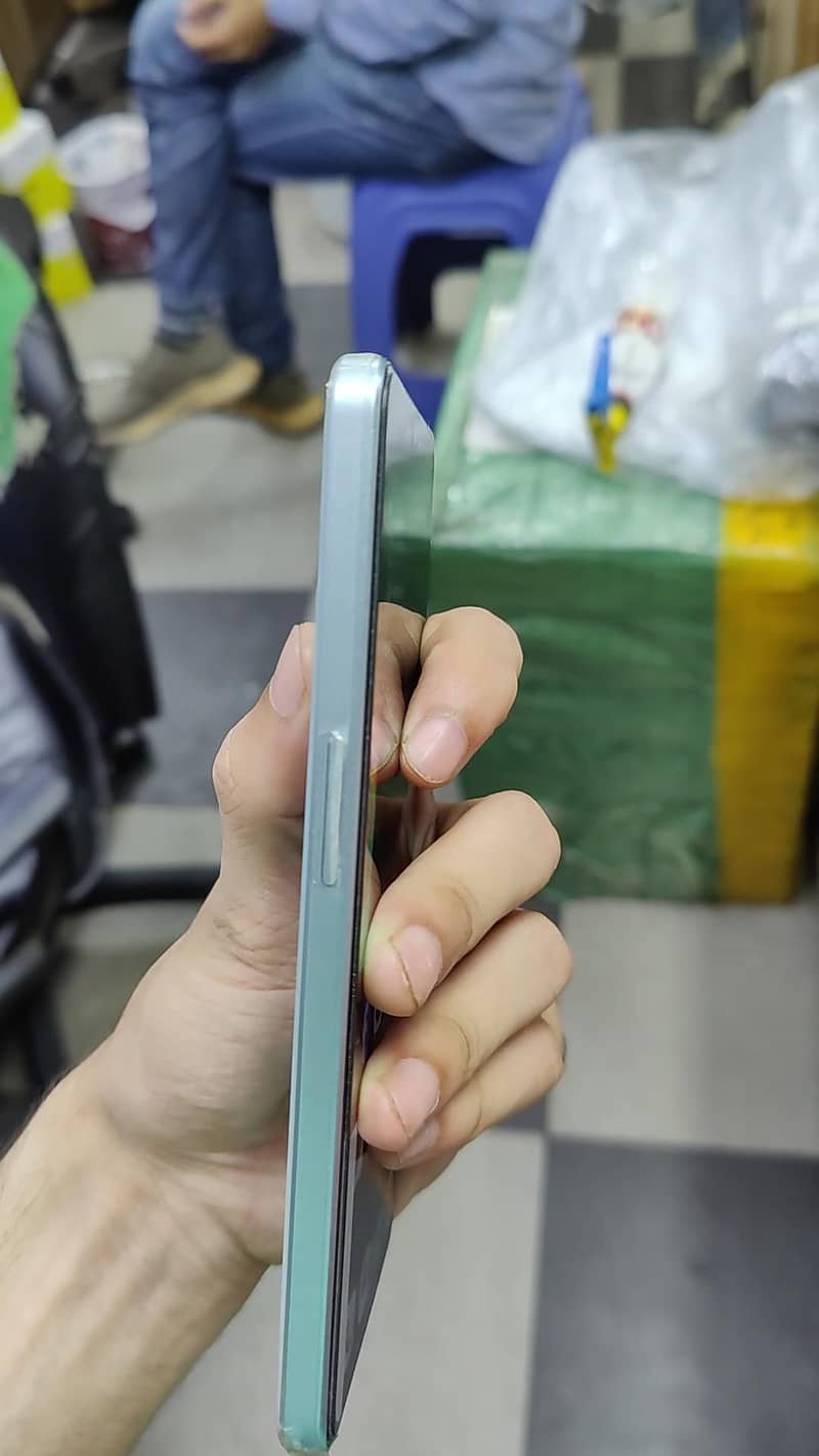 One Plus Ace 2V 6