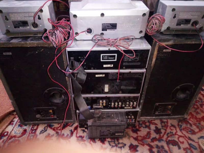 speaker technics 4