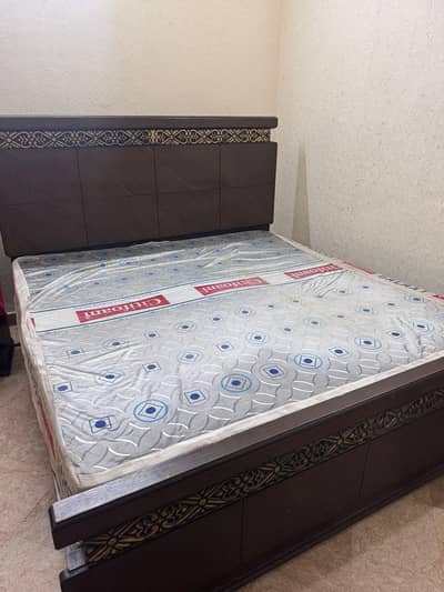 Complete bed set for sale