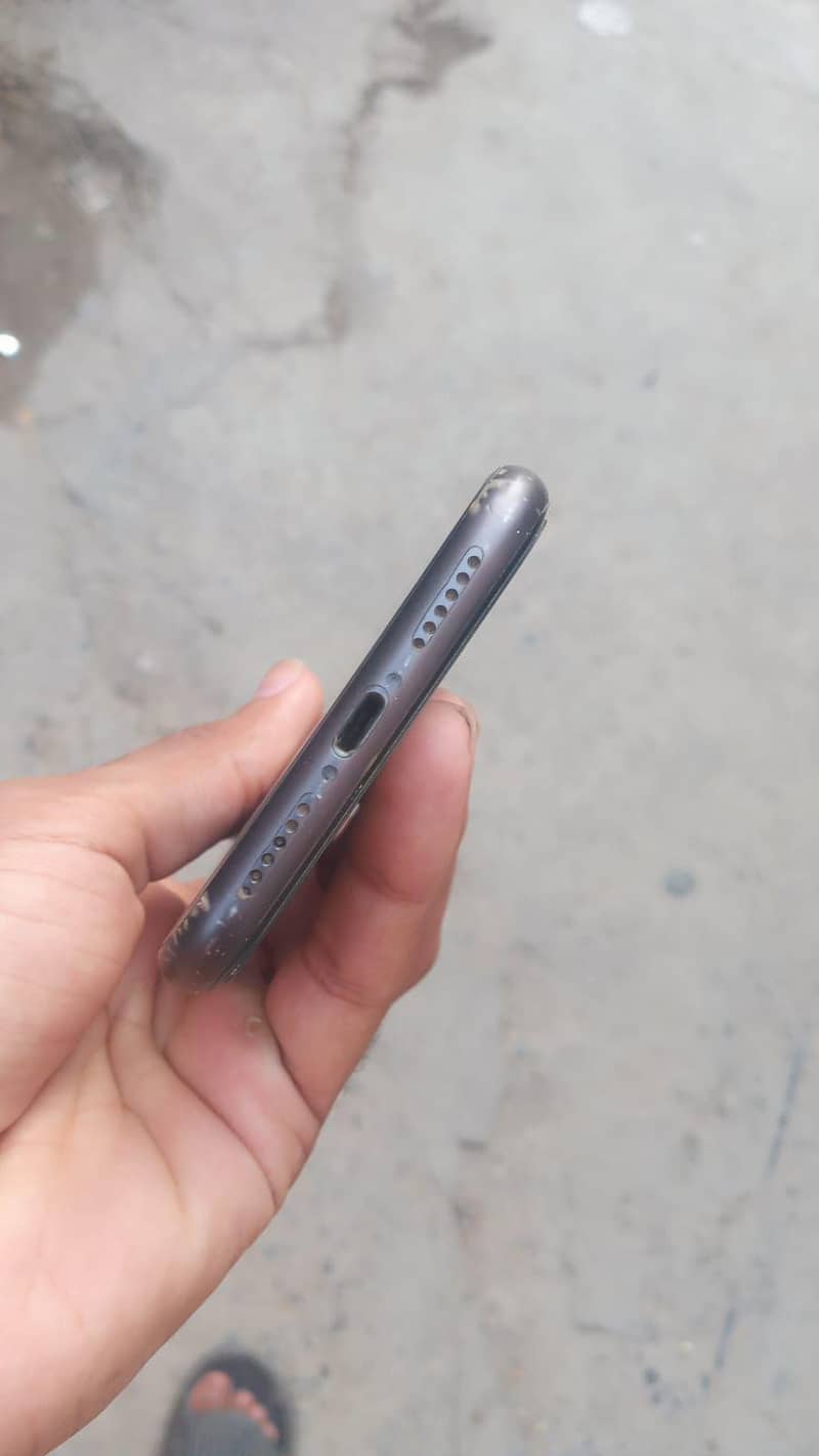 Apple iPhone 11 2