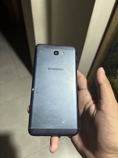 Samsung Mobile J5