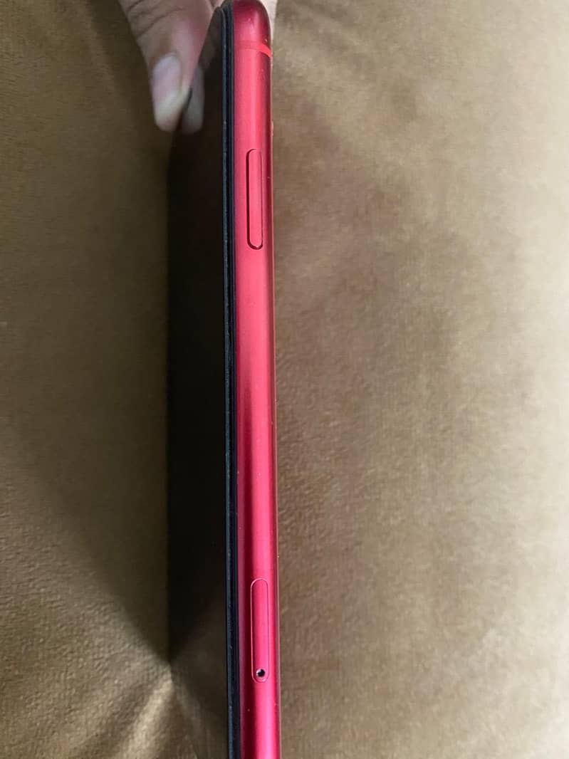 Apple iPhone 11 0