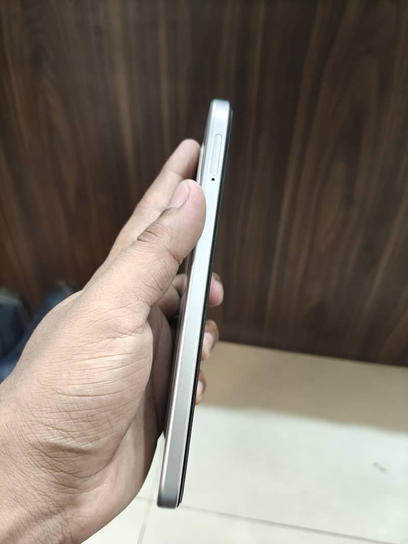 OPPO A6s 7