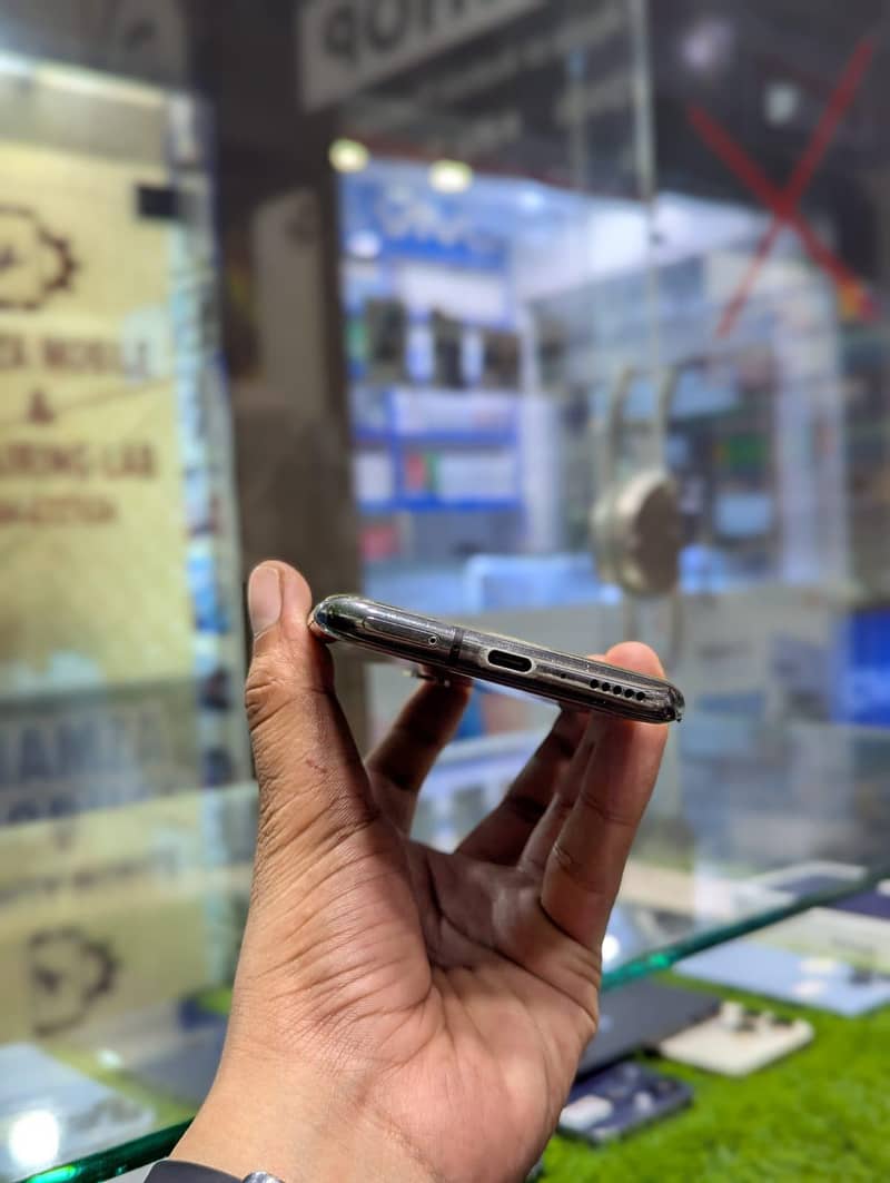 One Plus 7 Pro 1