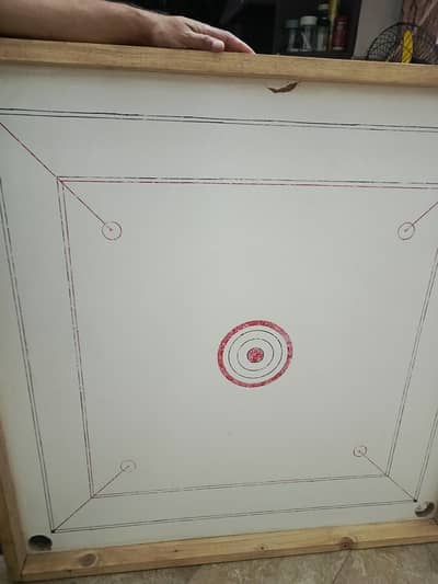 CARROM BOARD 4x4 feet