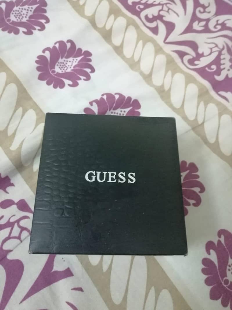 guess watch 0