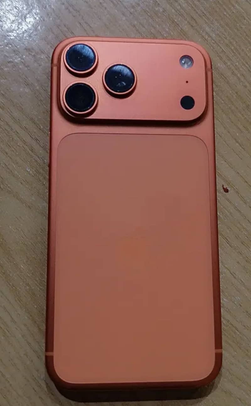 Apple iPhone 17 Pro Max 3