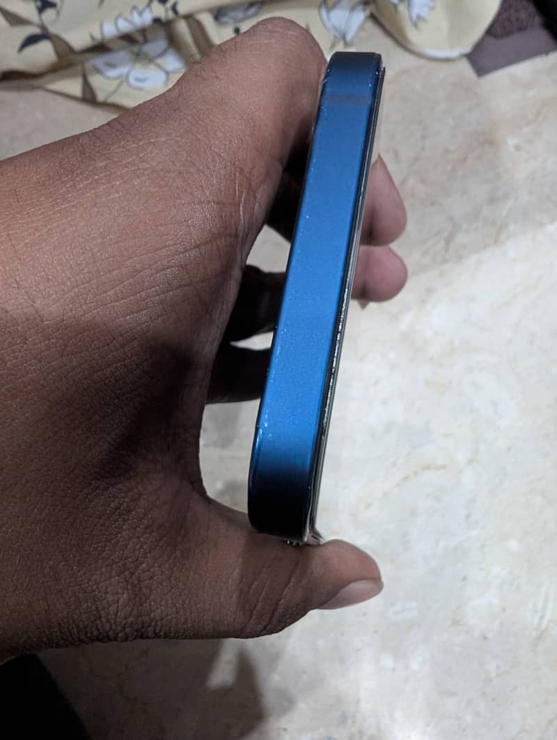 Apple iPhone 12 5