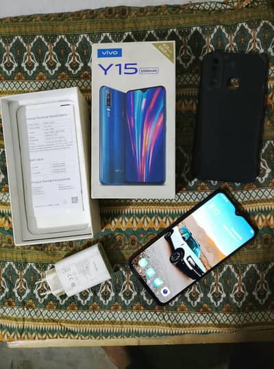 vivo y15 with box charger
