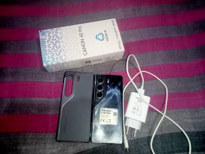 TECNO CAMON 40 Pro 8/256 10 month warranty remaining