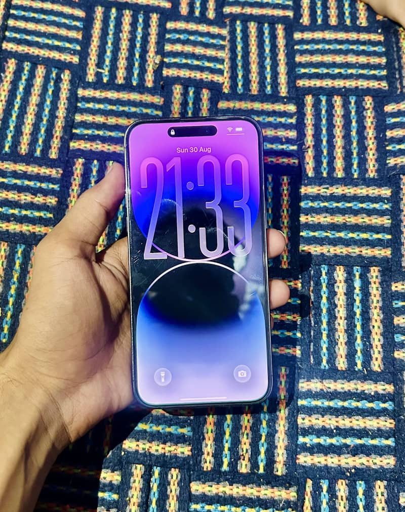 Apple iPhone 14 Pro Max 1