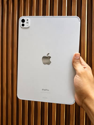 Apple iPad Pro M4 256GB urgent seal