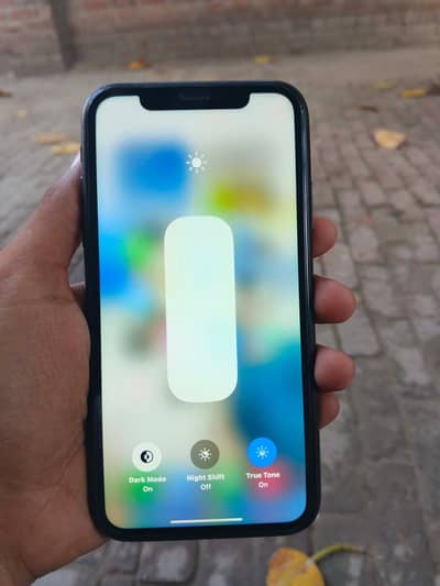 Apple iPhone XR factory unlock exchange possible