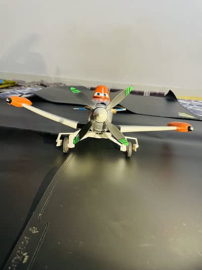 Plane-Dusty crop Hopper-Disnep