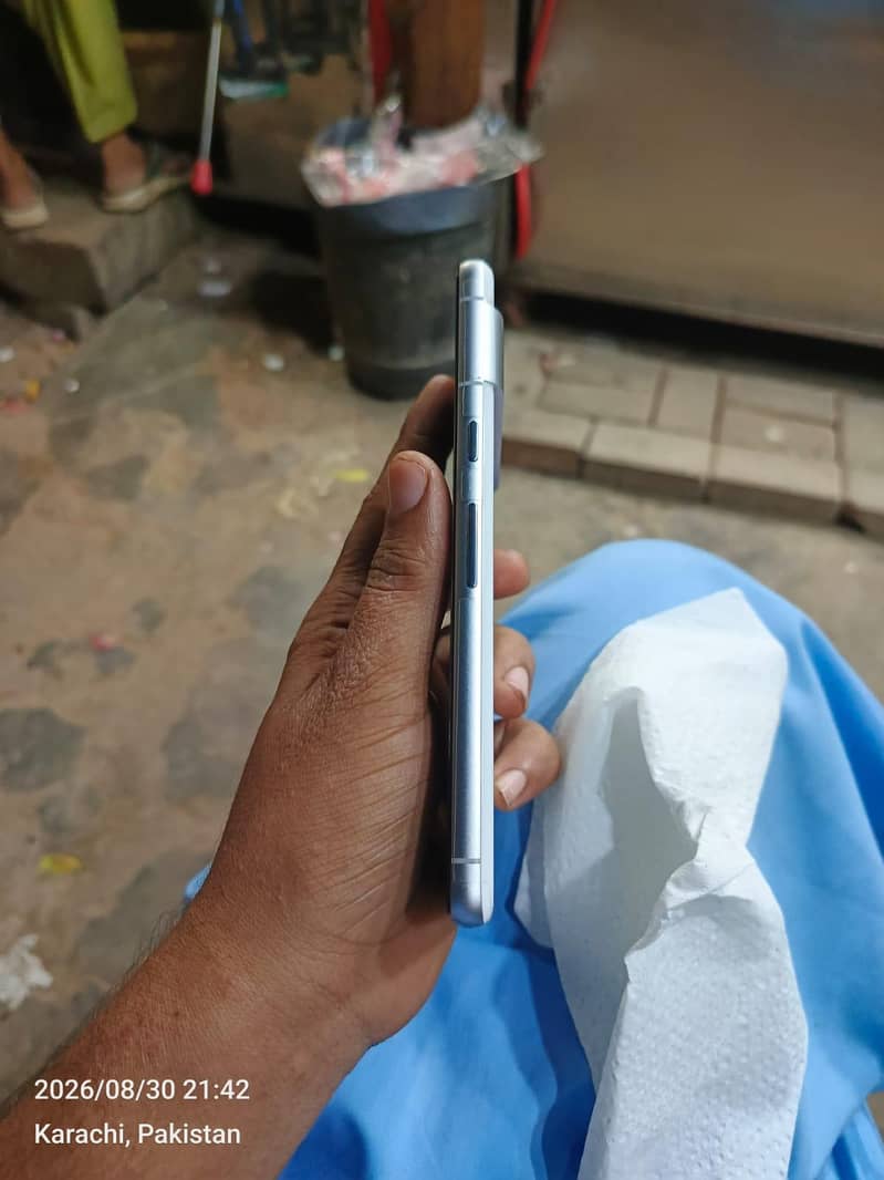 Google Pixel 7 2